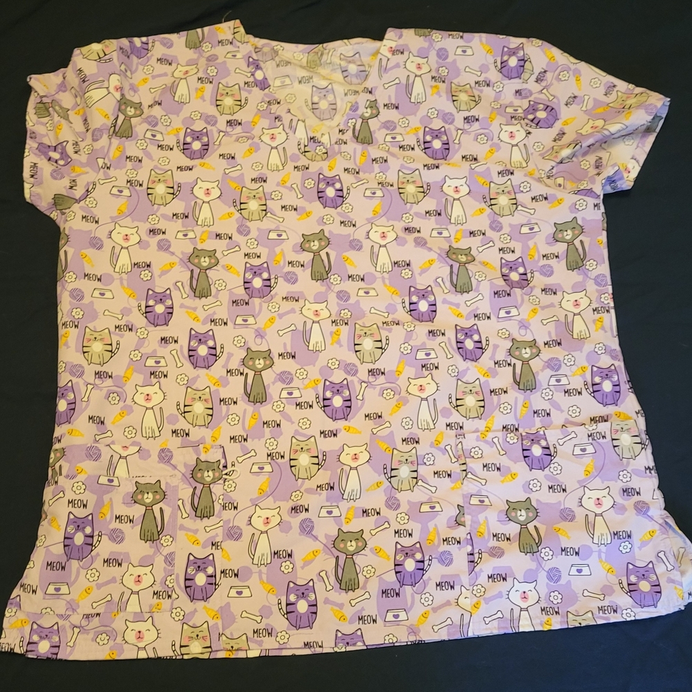 Cute Cat Print Scrub Top